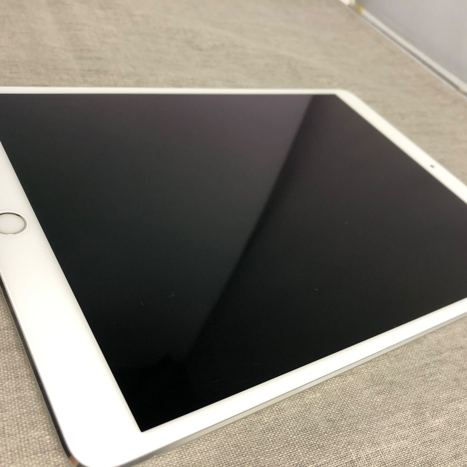 訳アリ特価】iPad Pro 10.5インチ 64GB【ホワイトスポット有