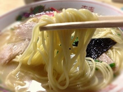 あっさり 豚骨豚骨ラーメン激レア 九州味 さがんもんの干しラーメン - メルカリ