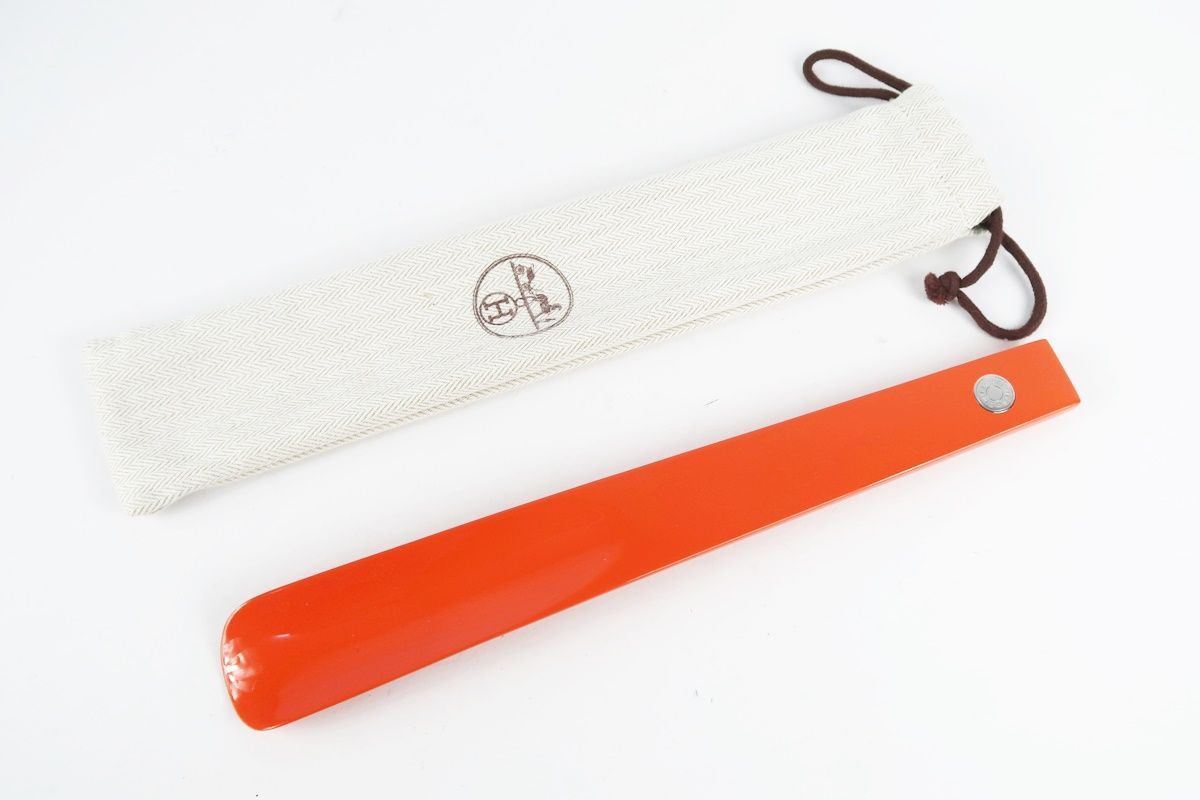 超美品】HERMES エルメス 靴ベラ オレンジ ブランド小物 雑貨【QV68 