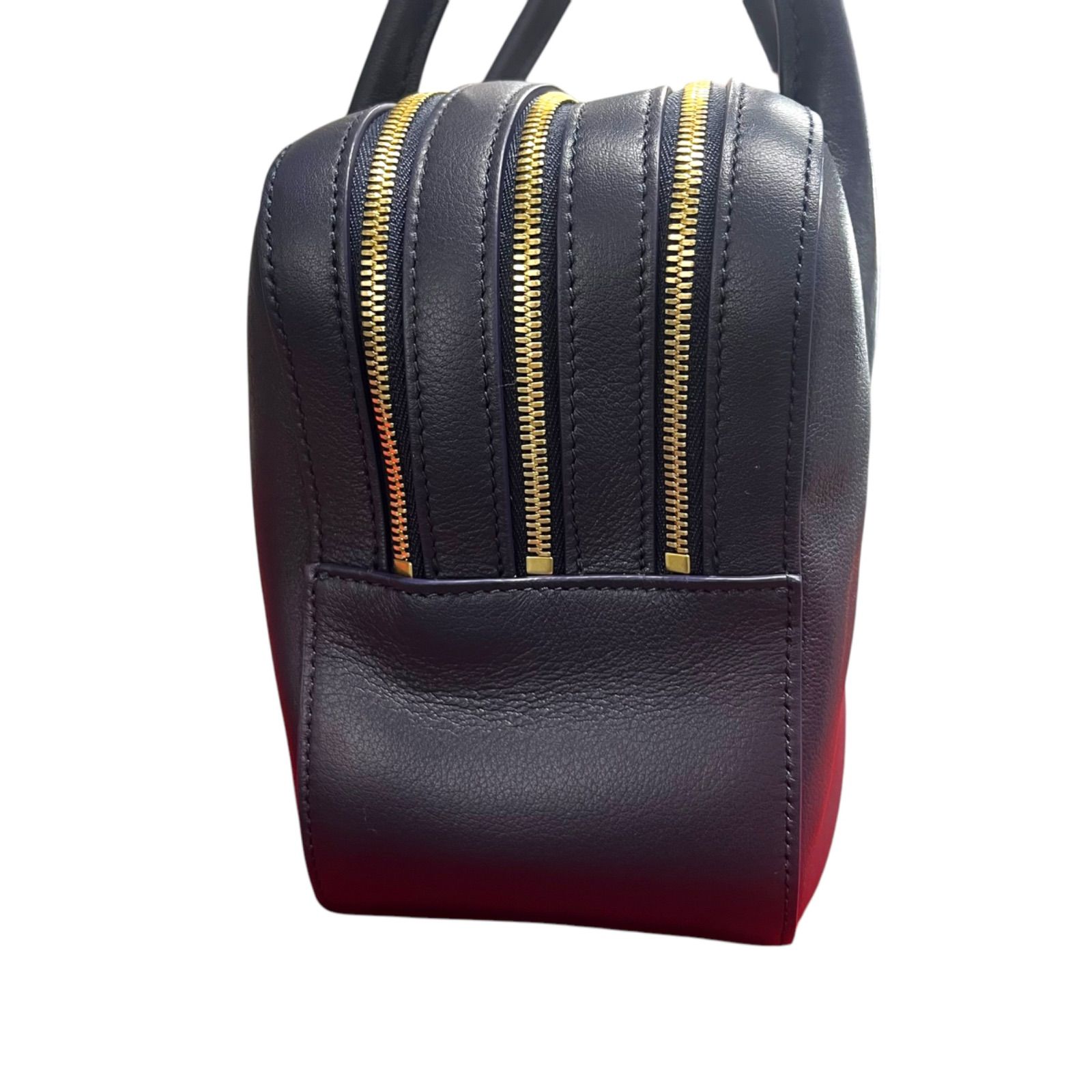 ○ほぼ未使用 フェラガモ FERRAGAMO トップハンドル ショルダー