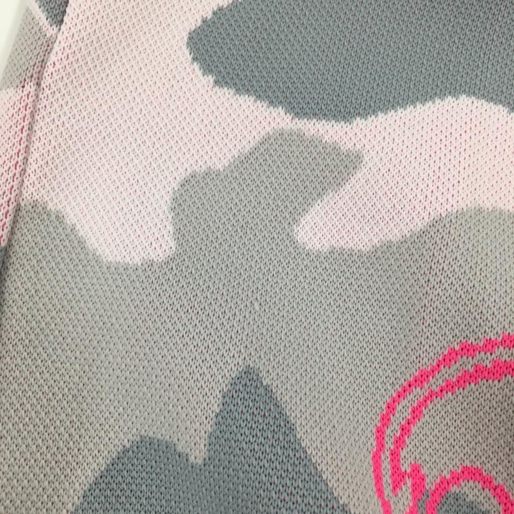 マークアンドロナ セーター ピンク×グレー 一部カモフラ スカル 迷彩