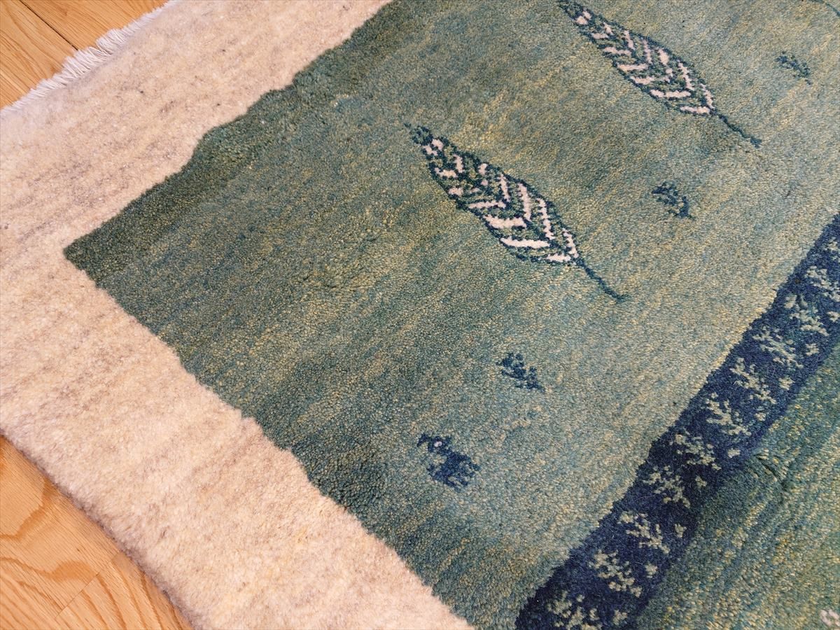 ペルシャ ギャッベ