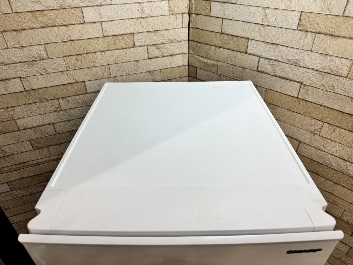 大阪送料無料★3か月保障付き★冷蔵庫★シャープ★2ドア★2021年★SJ-D15G-W★IR341 大阪送料無料☆3か月保障付き☆冷蔵庫☆シャープ☆2ドア☆2021年☆SJ