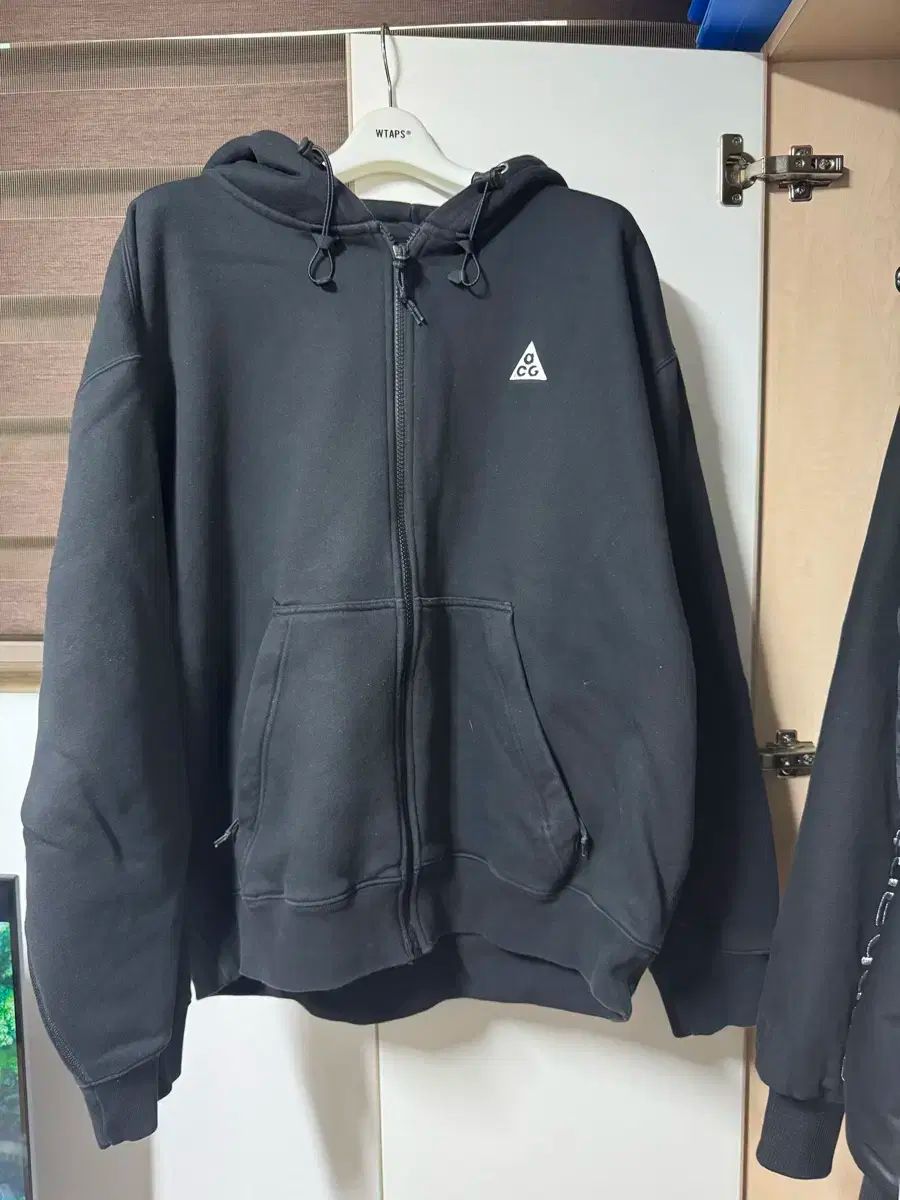Nike ナイキ ACG フード付き ジップアップパーカー