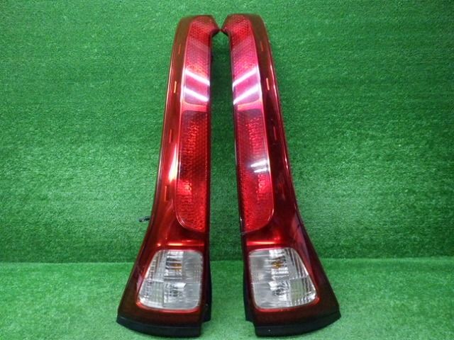 日産　C25　NC25　セレナ　テールレンズ　左右　D008　231003039
