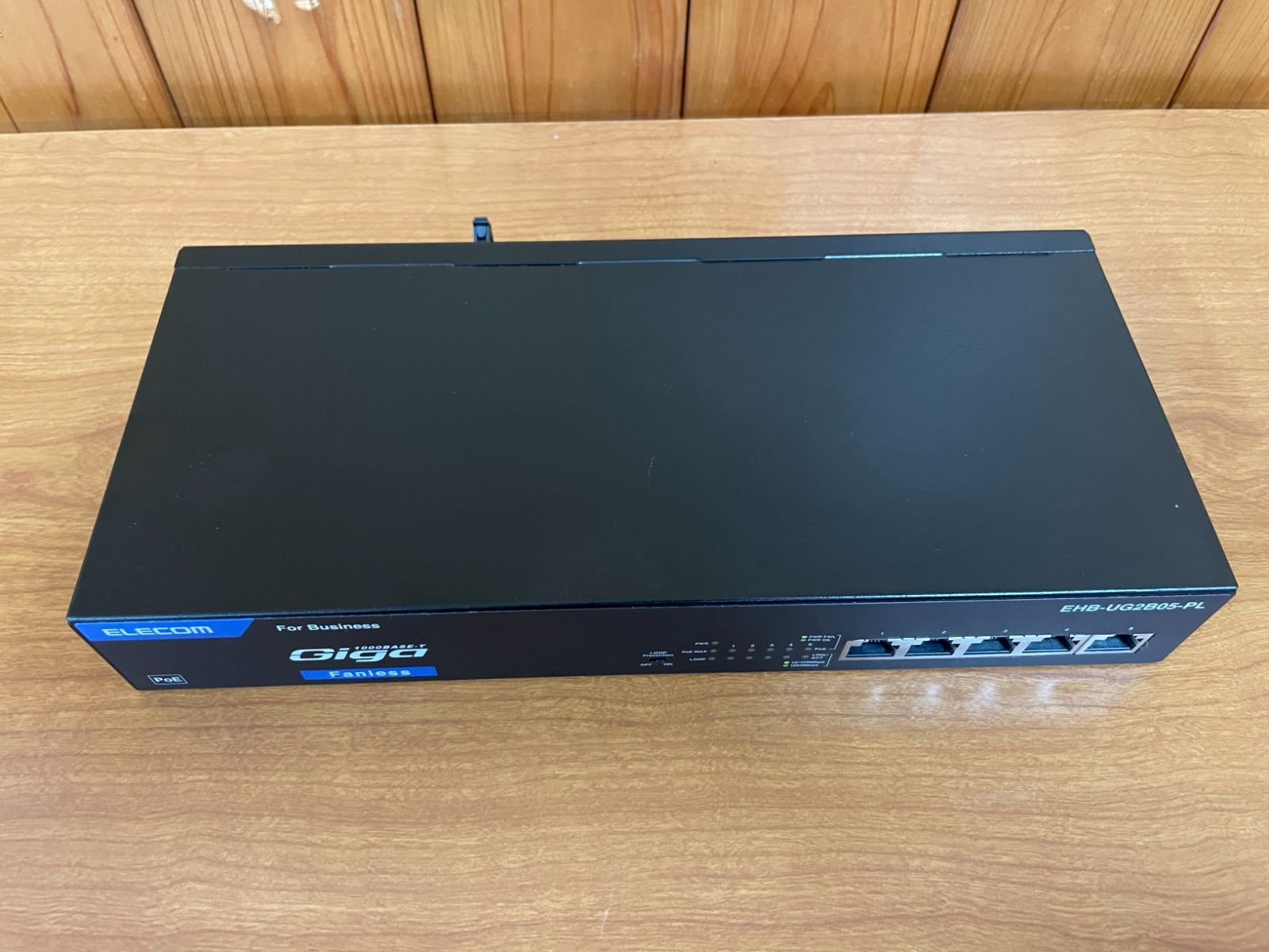 ELECOM 1000BASE-T対応PoEスイッチングハブ EHB-UG2B05-PL