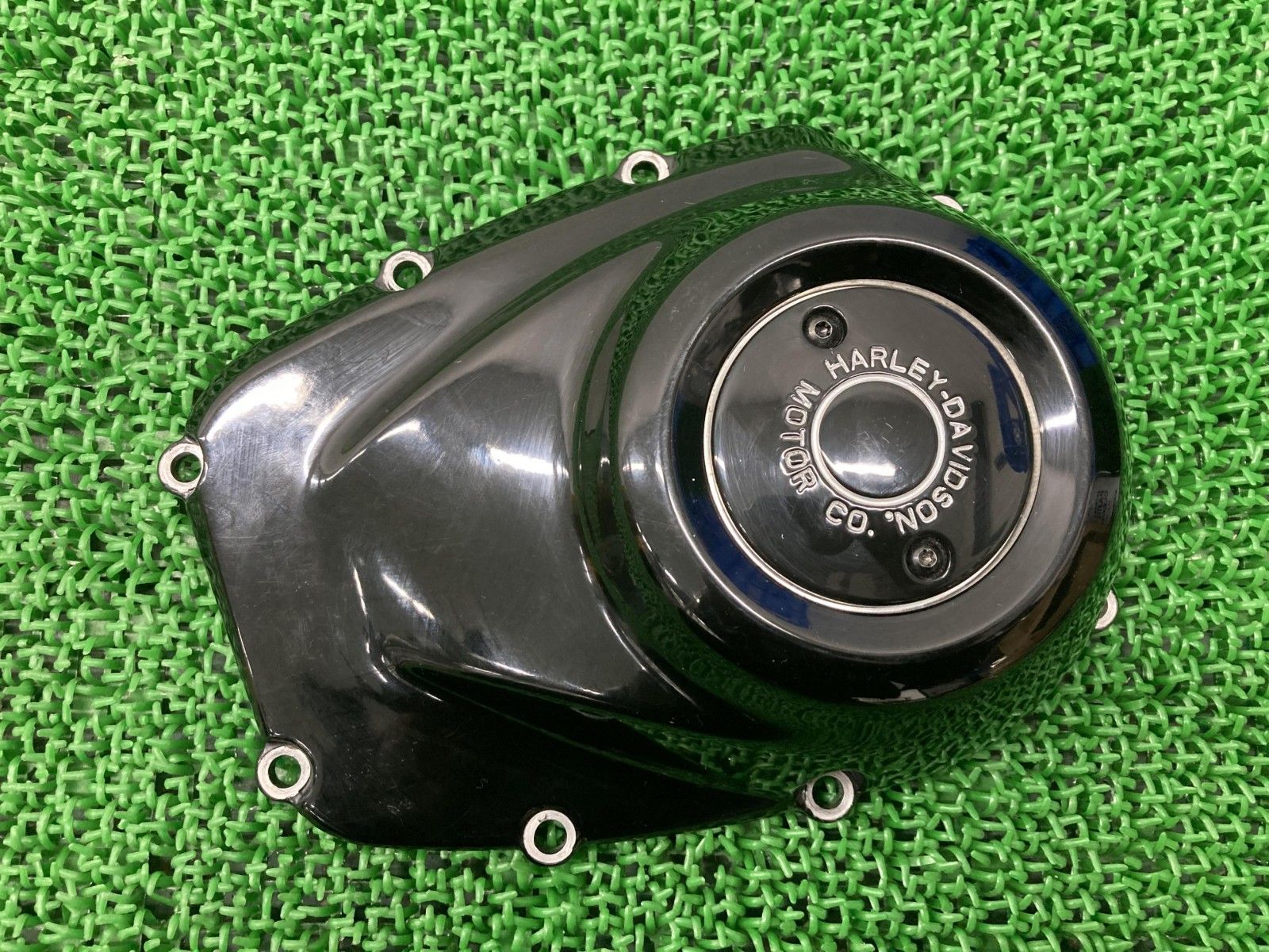 ソフテイル エンジンカバー 黒 良い 25700368 ハーレー 純正 ソフテイル エンジンカバー 黒 良い 25700368 ハーレー 純正