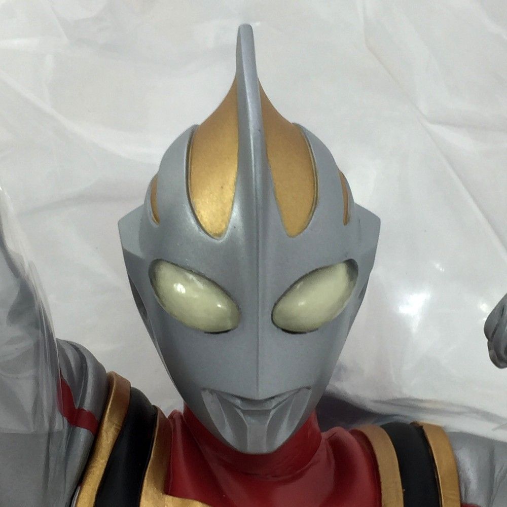 ☆未使用品 エクスプラス ウルトラマンガイア(V2) 登場ポーズ