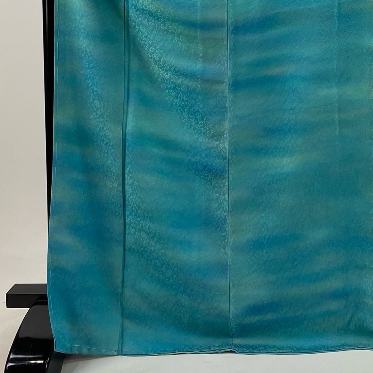 小紋 身丈171cm 裄丈67.5cm L 袷 地紋 ぼかし 水色 正絹 秀品