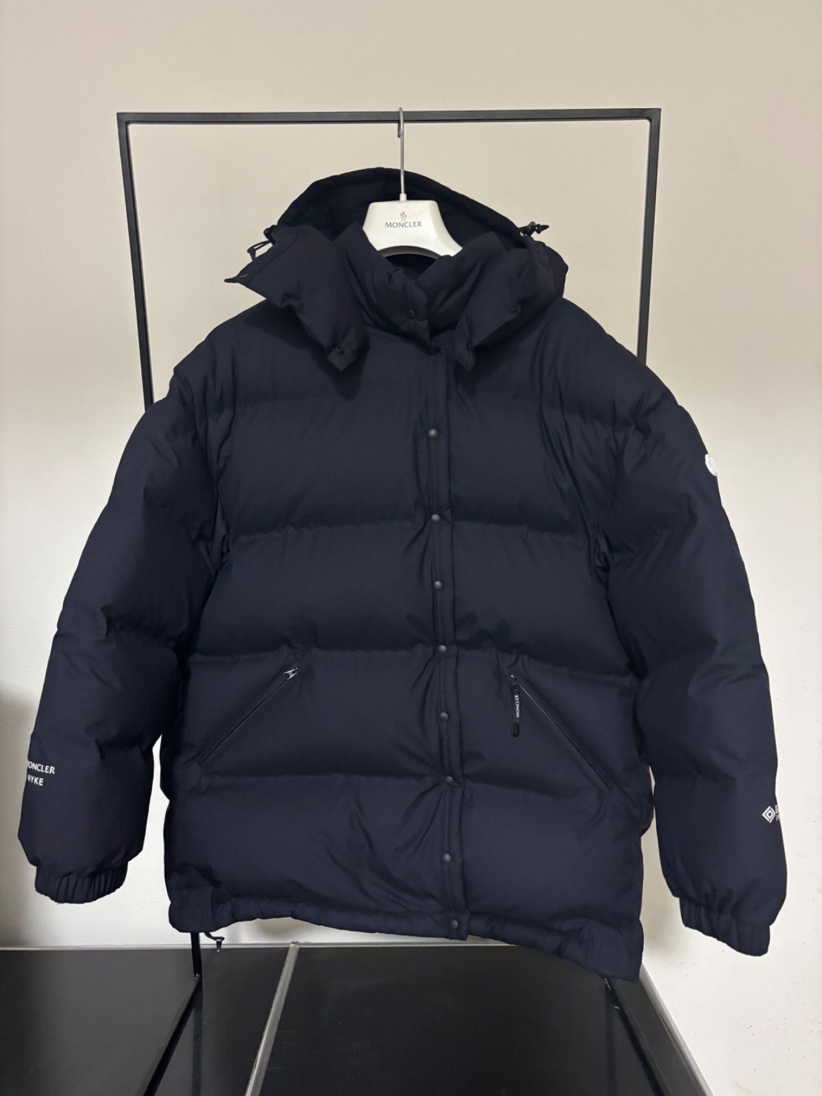 モンクレールジーニアス☆GENIUS☆HYKE☆ALTELSIS☆国内正規品 - メルカリ
