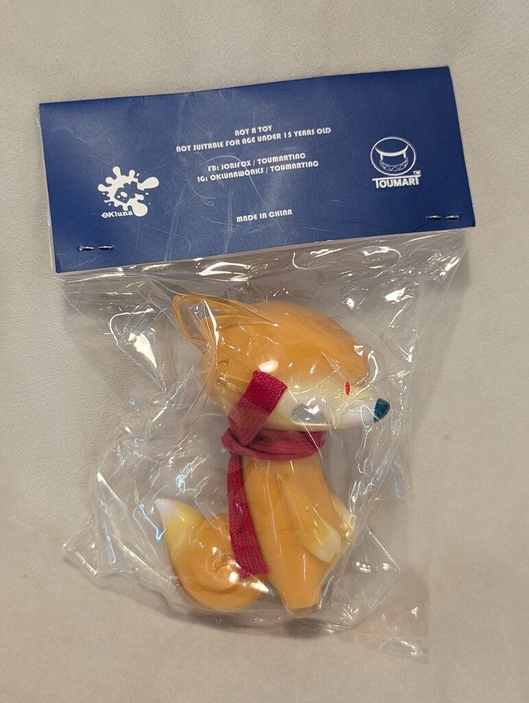 ソフビ Tona the Angry Fox / OKIuna×Toumart OKLUNA TOYS X