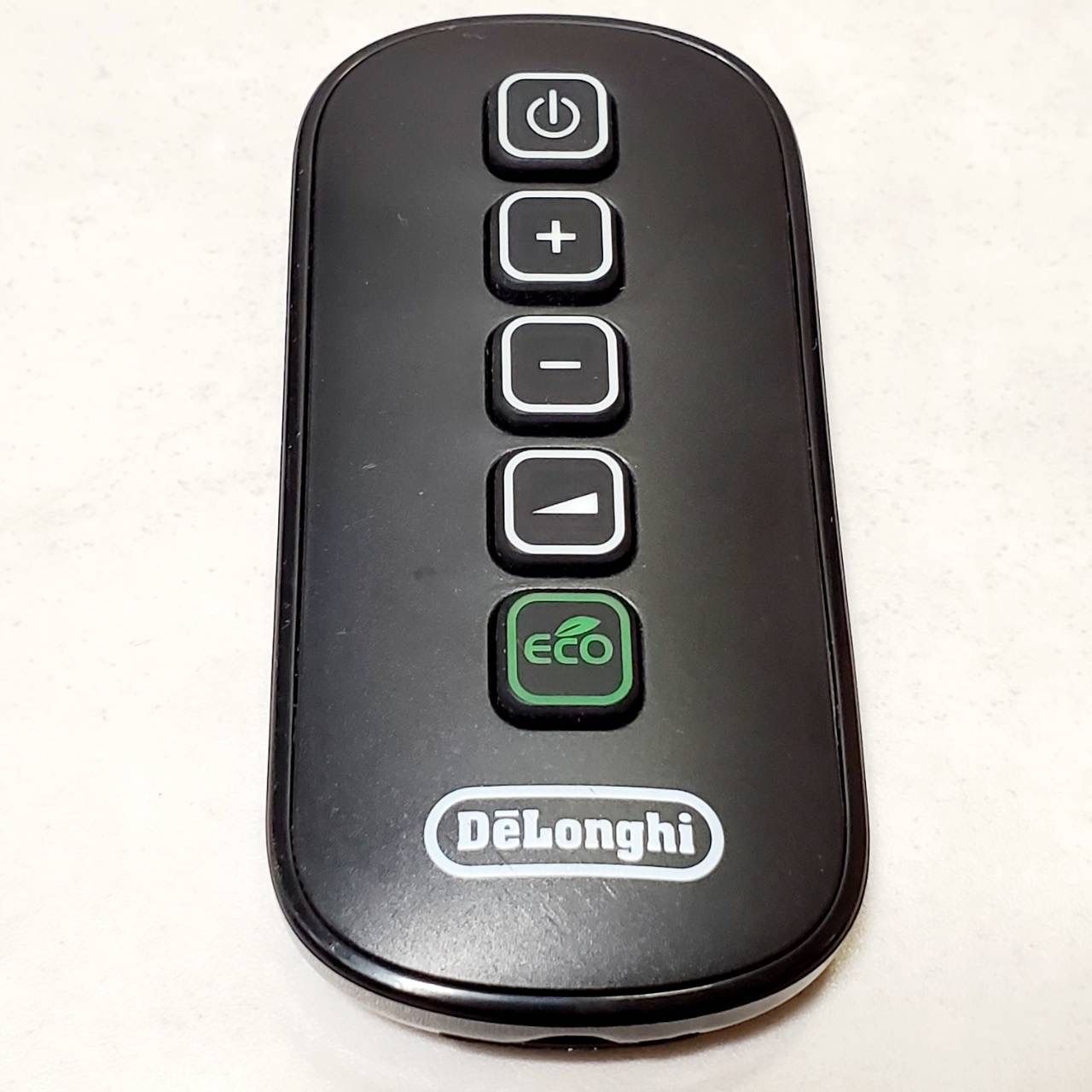 ピュアホワイト×マットブラック 900W