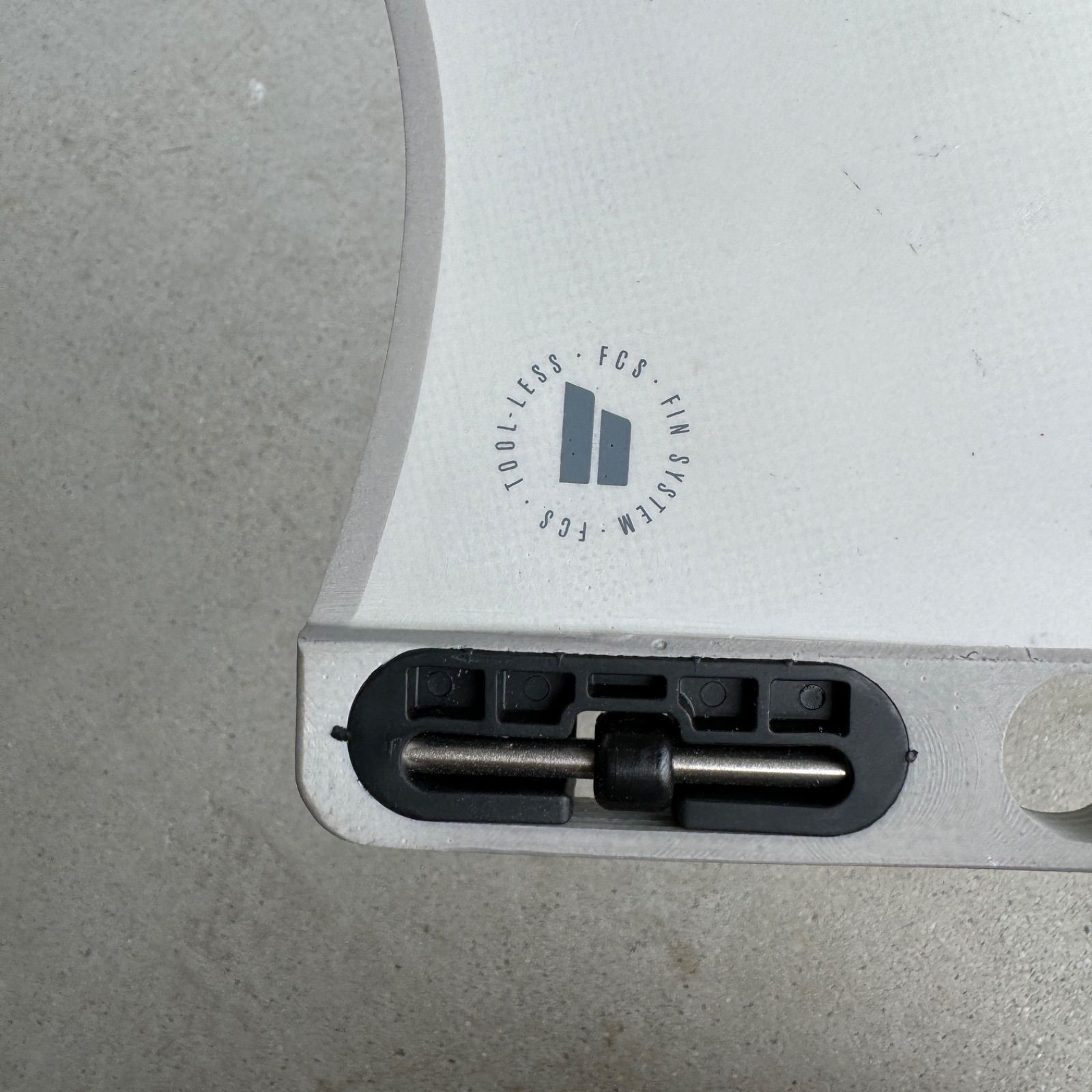 FCS HI-1 ハーレイイングルビー センターシングル トライ HI (HARLEY