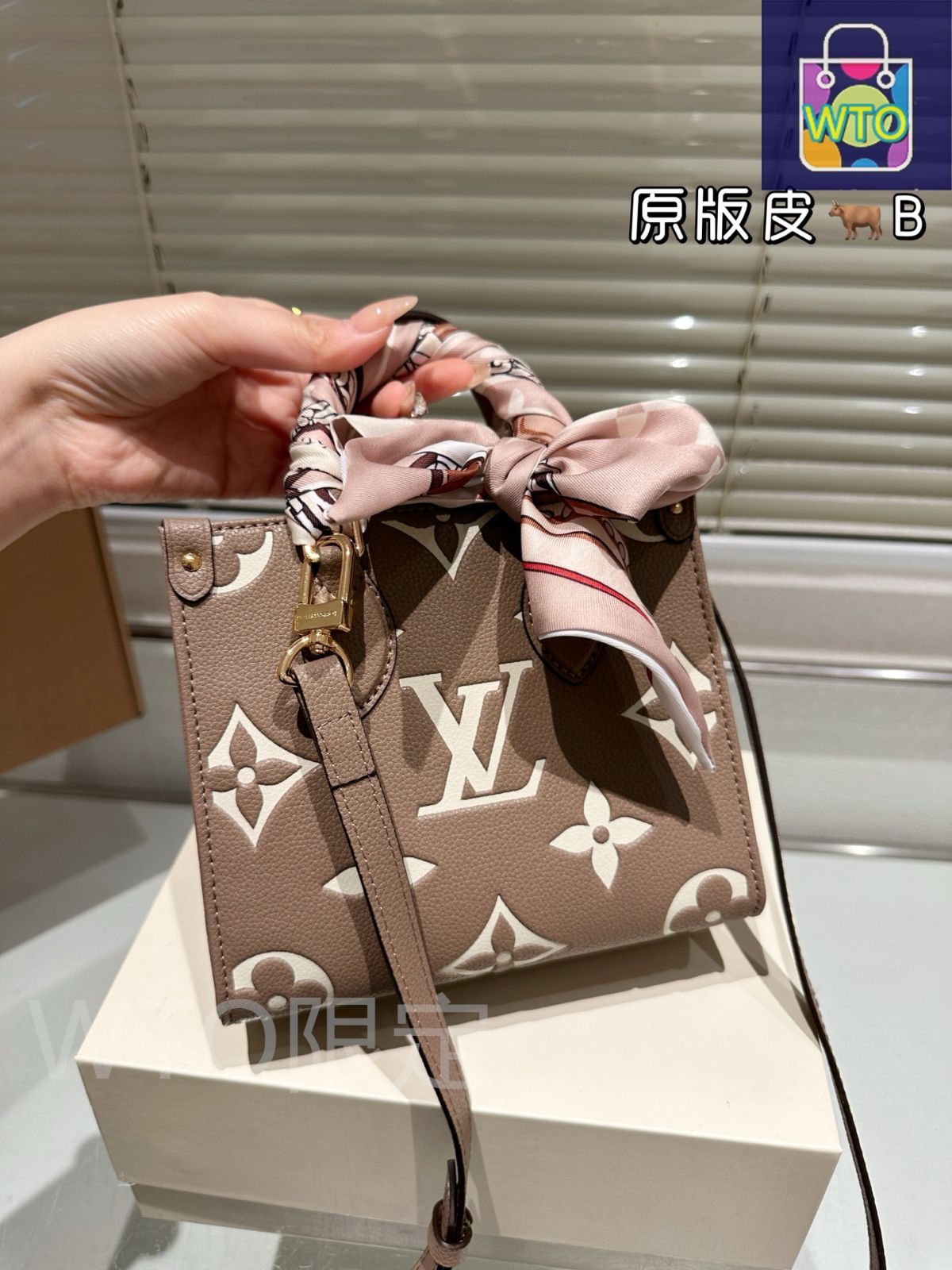 Louis vuitton キャンドル　未使用 未使用級✨ルイヴィトン アロマキャンドル モノグラム 付属品