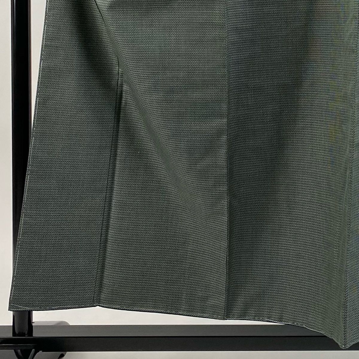 男着物 身丈155cm 裄丈77.5cm L 袷 証紙 幾何学模様 緑 正絹 秀品