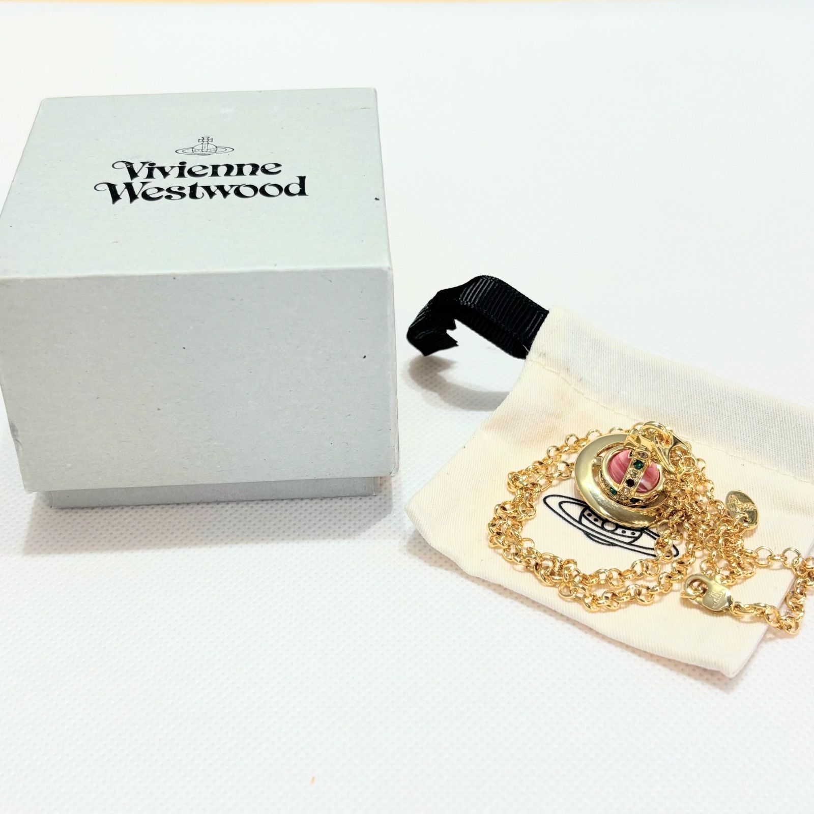 美品 箱付き 刻印あり Vivienne westwood スモールオーブネックレス 