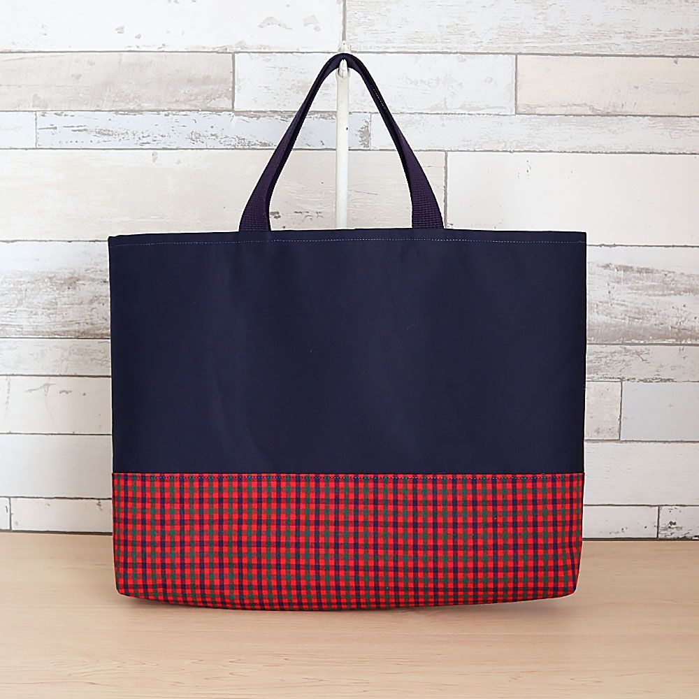 赤馬のワッペン付き】 ファミリア風 赤チェック マチあり ハンドバッグ