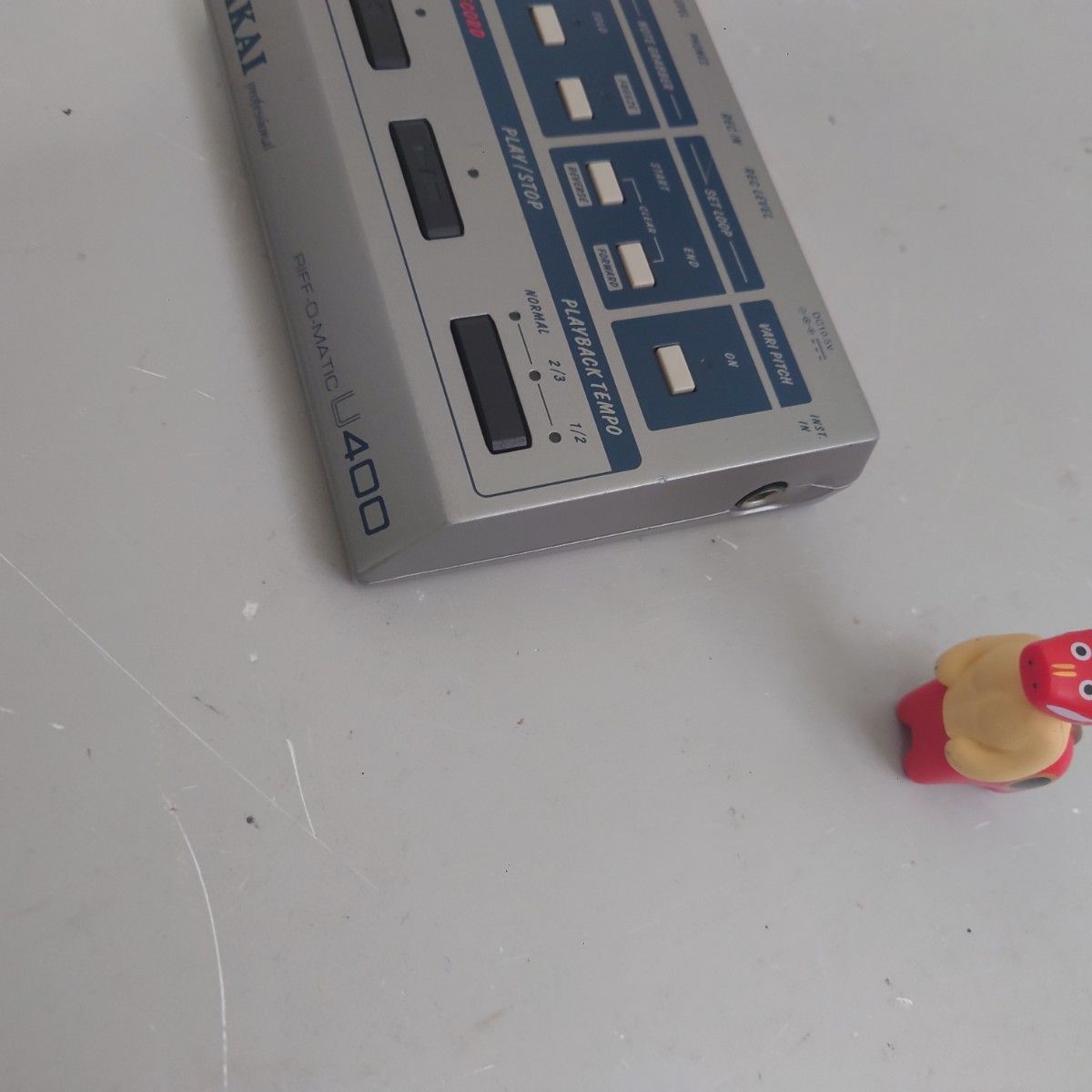 AKAI U400 動作品 AKAI U400 動作品 送料無料 本体のみ サンプラー ルーパー 可変