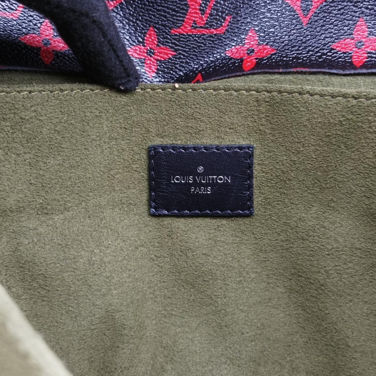 ルイヴィトンLouis Vuittonポシェット