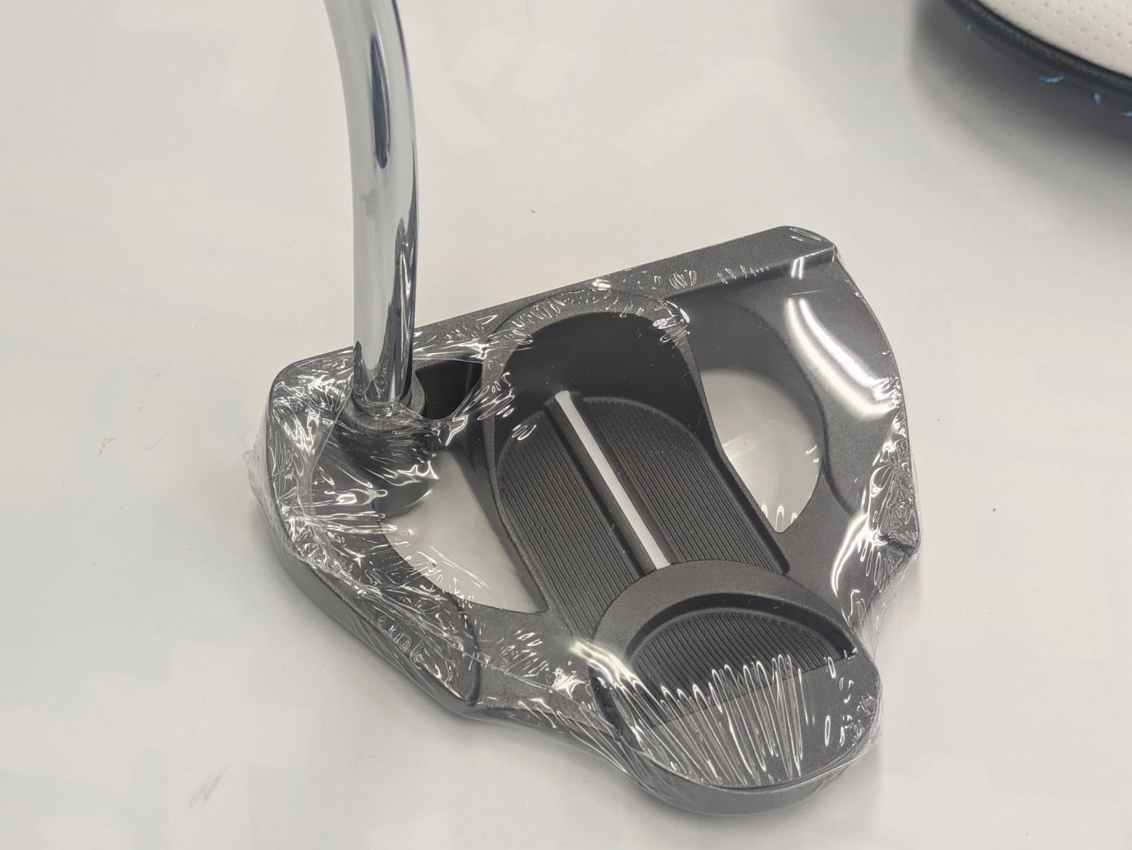 Pt【新品未使用品】PING ピン SCOTTSDALE CRAZ-E 34インチ PP58