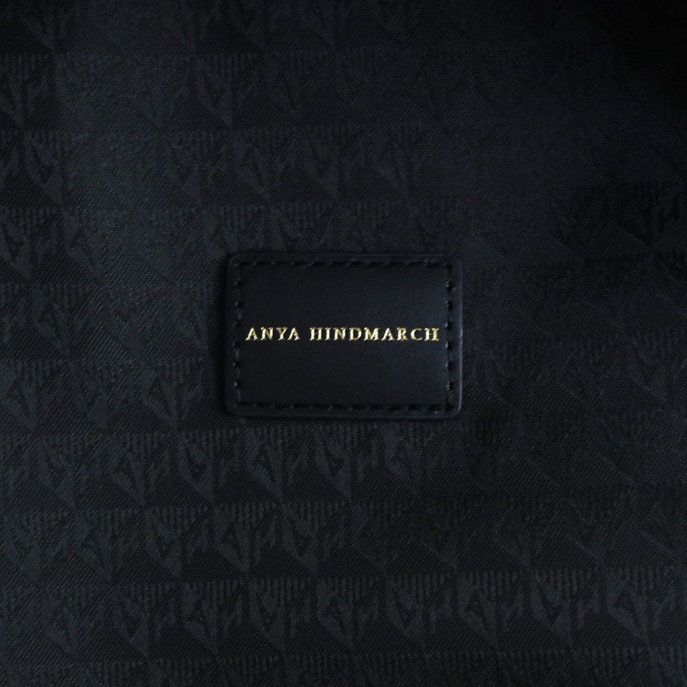 アニヤ ハインドマーチ マルチポケット バックパック リュック デイパック ナイロン ブラック ゴールド金具 5050925193443 Anya Hindmarch DECORATOM_COM_BR