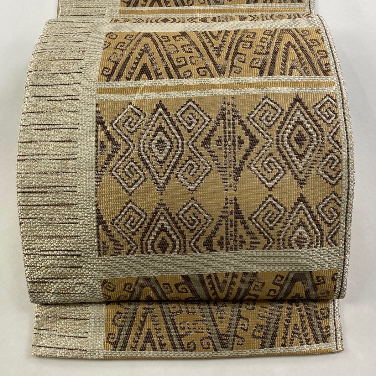 名古屋帯 秀品 八寸名古屋 菱 縞 薄茶色 正絹