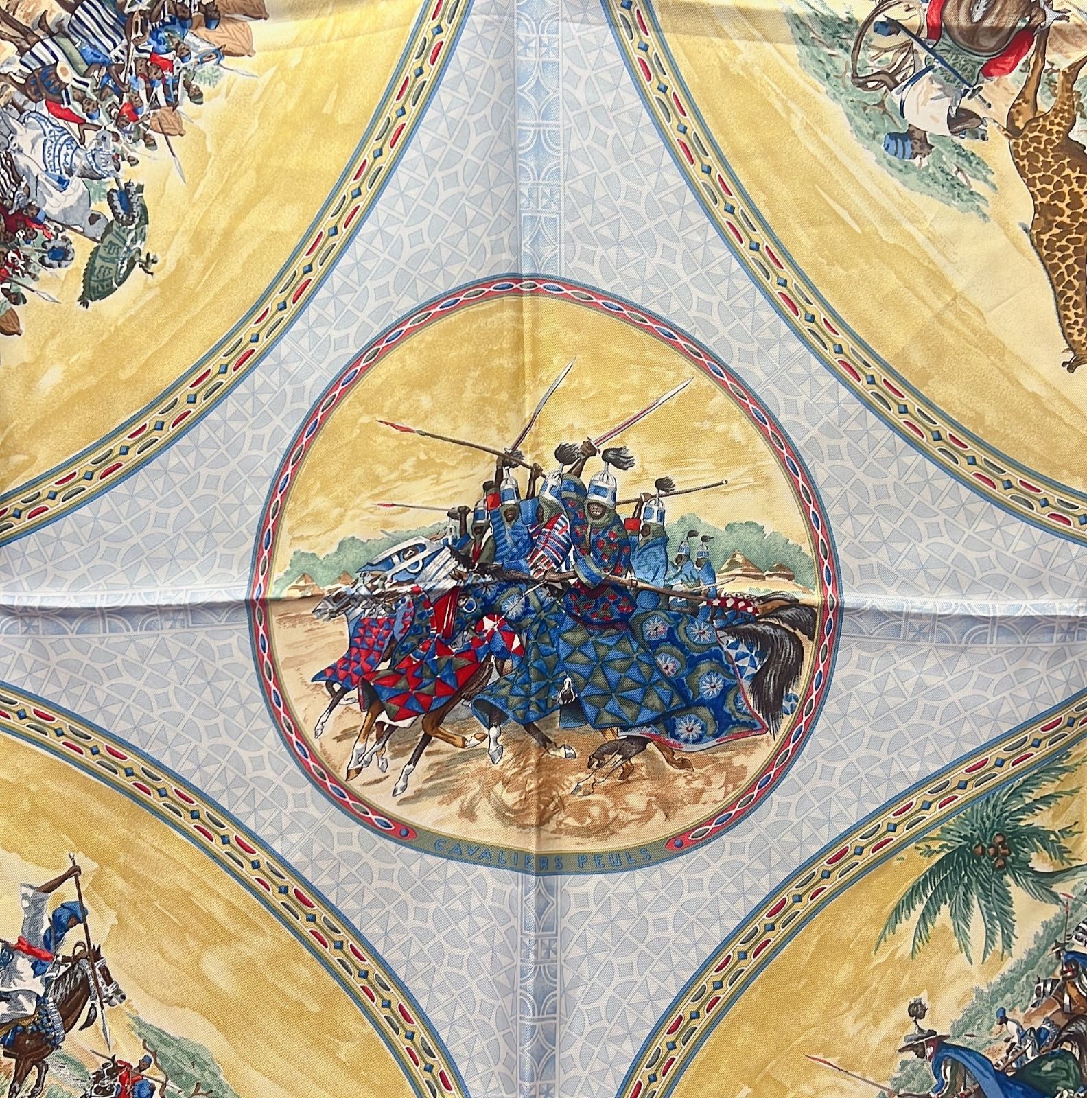 エルメス カシミアシルク 動物柄 大判ストール 新作，人気 エルメス