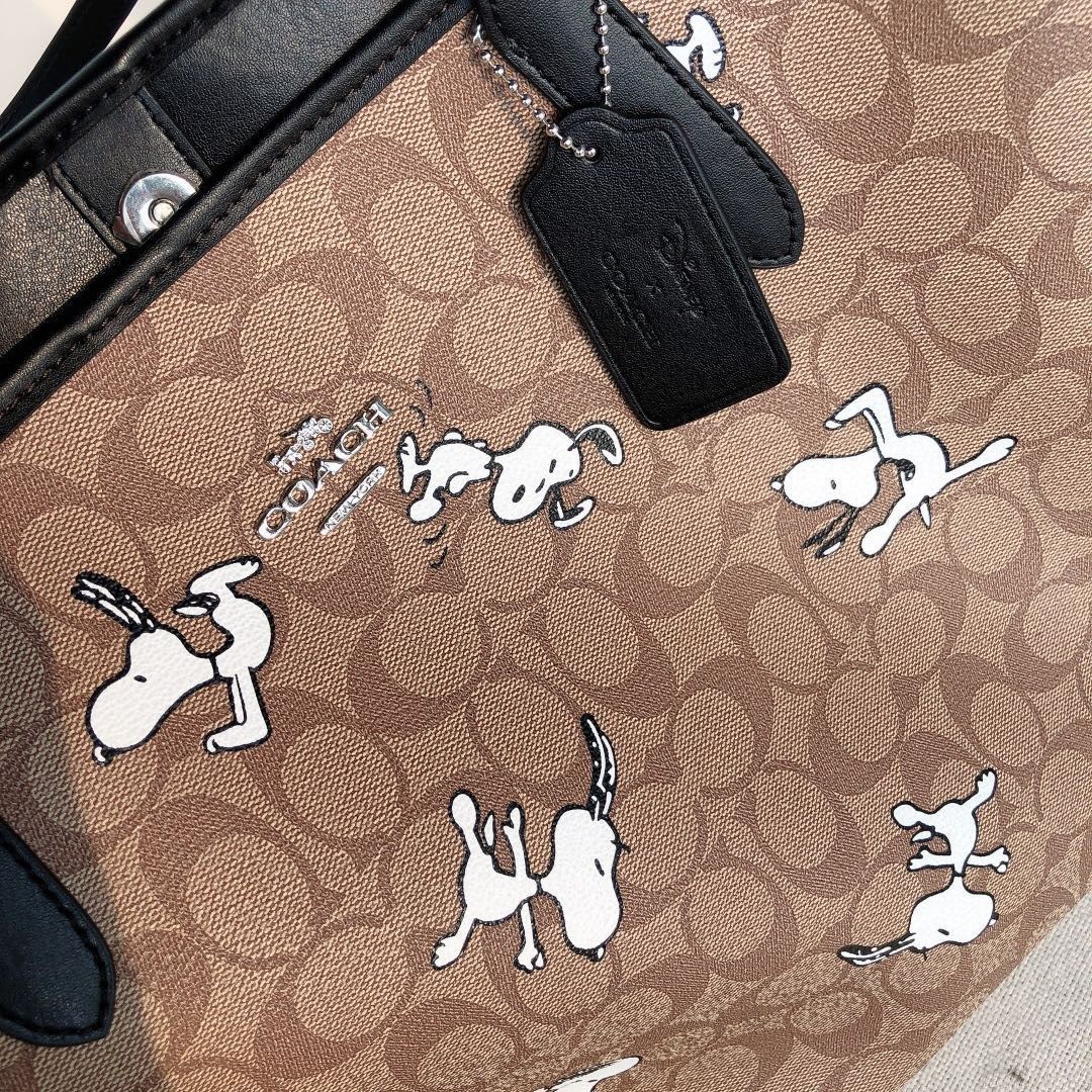 新品未使用 COACH コーチ C6160 トートバッグ COACH X PEANUTS スヌーピー コラボ シグネチャー - メルカリ