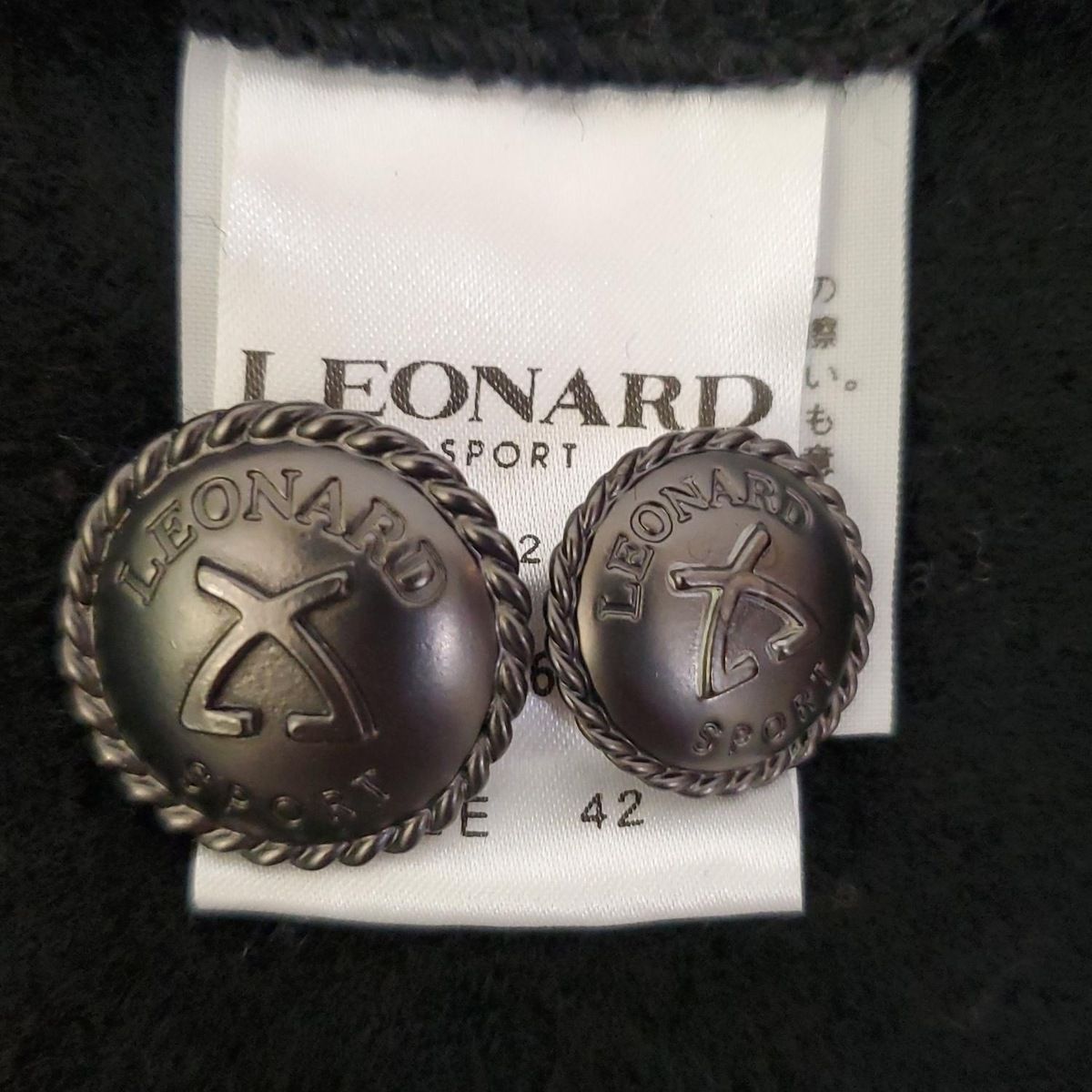 LEONARD SPORT(レオナールスポーツ) コート サイズ42 L