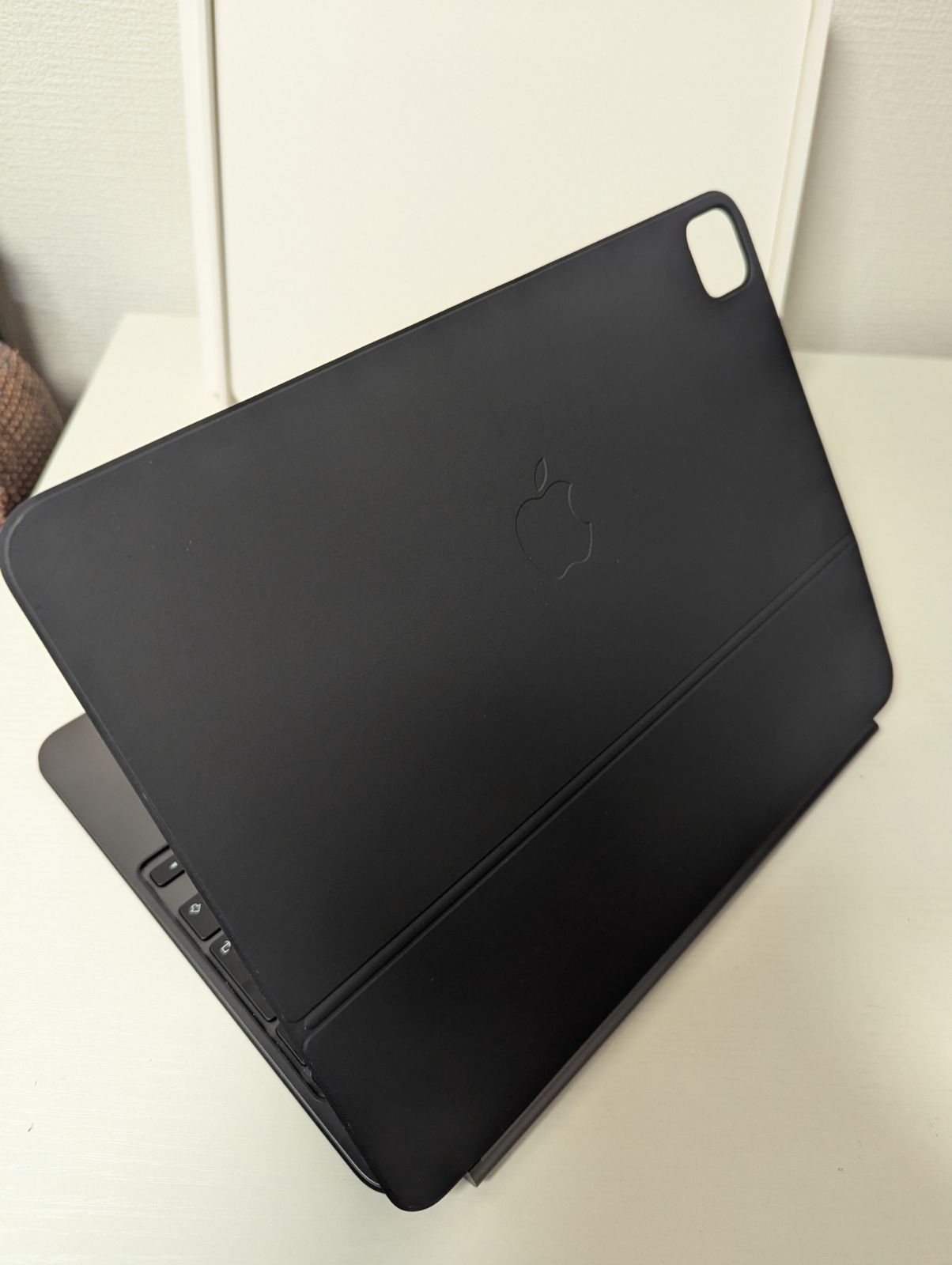 13インチiPad Pro（M4）用Magic Keyboard - 日本語｜C smart公式
