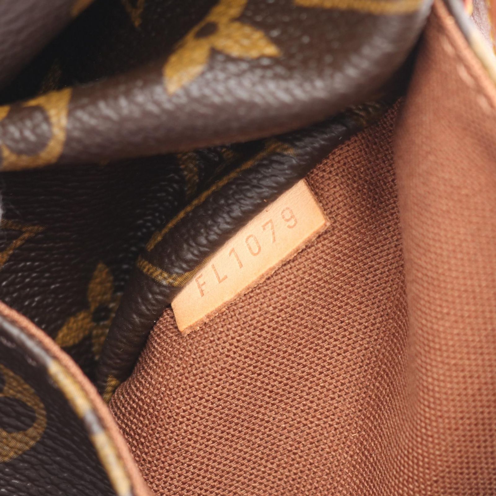 VUITTON