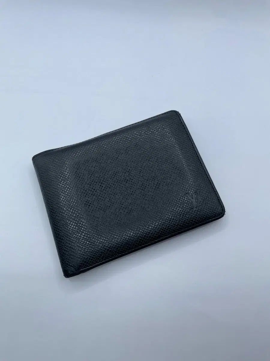 Louis Vuitton ルイヴィトン タイガ 二つ折り財布 ブラック