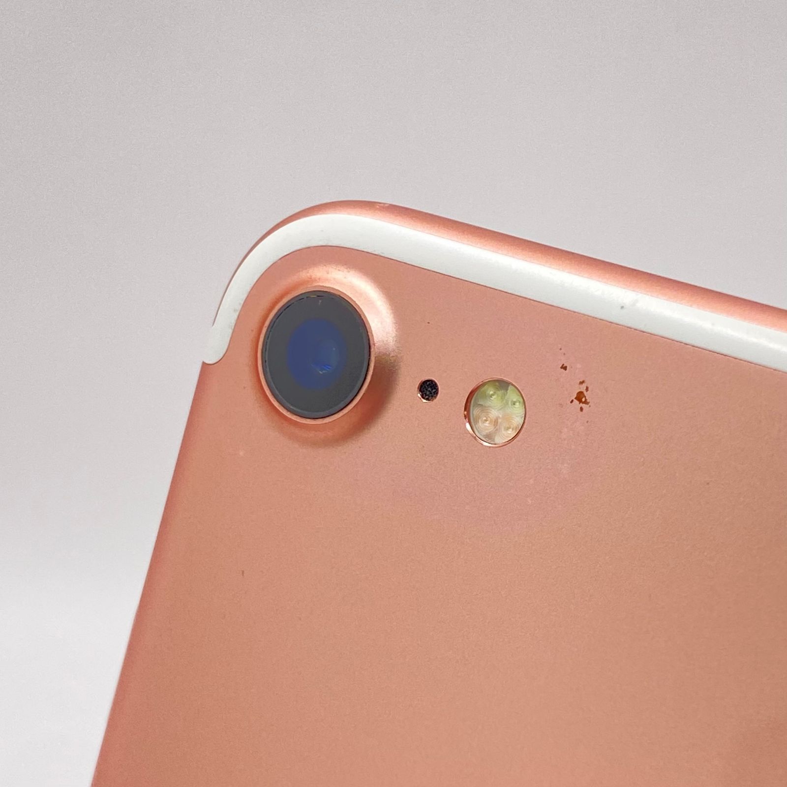 Apple - 新品未使用★docomo iphone7 32gb ローズゴールド★利用制限○ docomo iPhone7 32GB ローズゴールド MNCJ2J/A SIMロック解除
