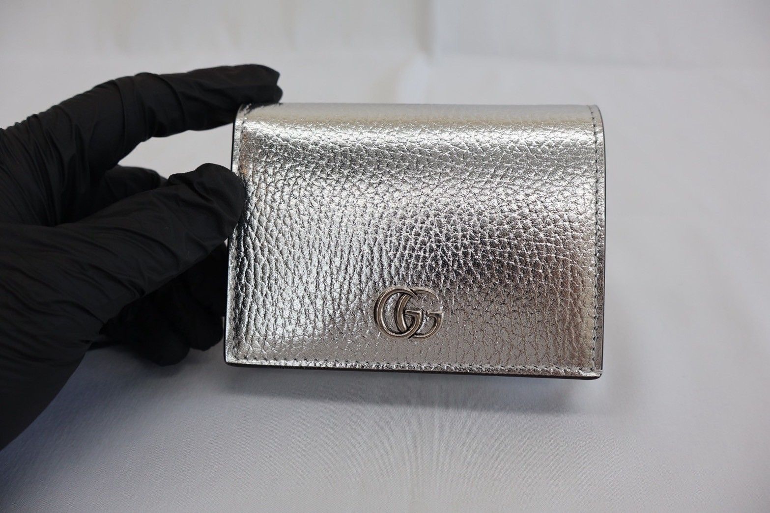 GUCCI GGマーモント ミニ 財布 456126 シルバー シルバー金具 レザー 2067