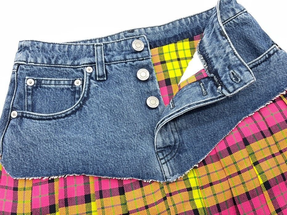 【新品】VETEMENTS ベトモン SCHOOL GIRLスカート 国内発】VETEMENTS ヴェトモン ロゴ スクールガール スカート