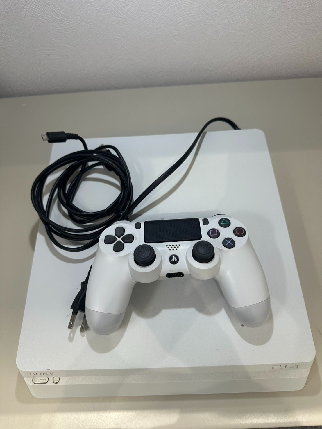 ジャンク品 SONY ソニー プレイステーション4 本体 CUH-2100A