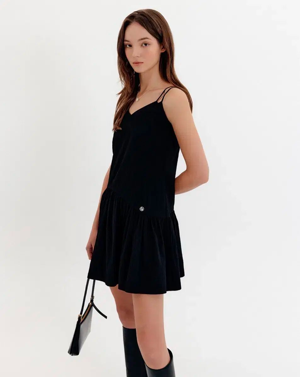 LOOKAST ルッケスト アンド シャーリング ノースリーブ ドレス 黒 M