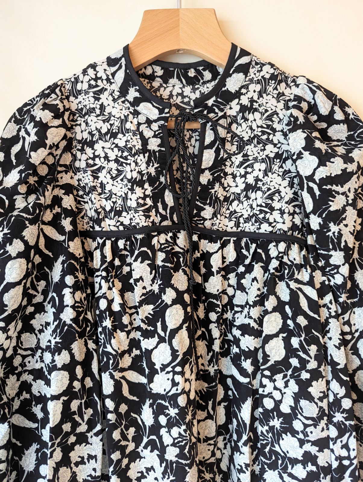 新品 flower patchwork volume sleeve OPフラワー パッチワーク