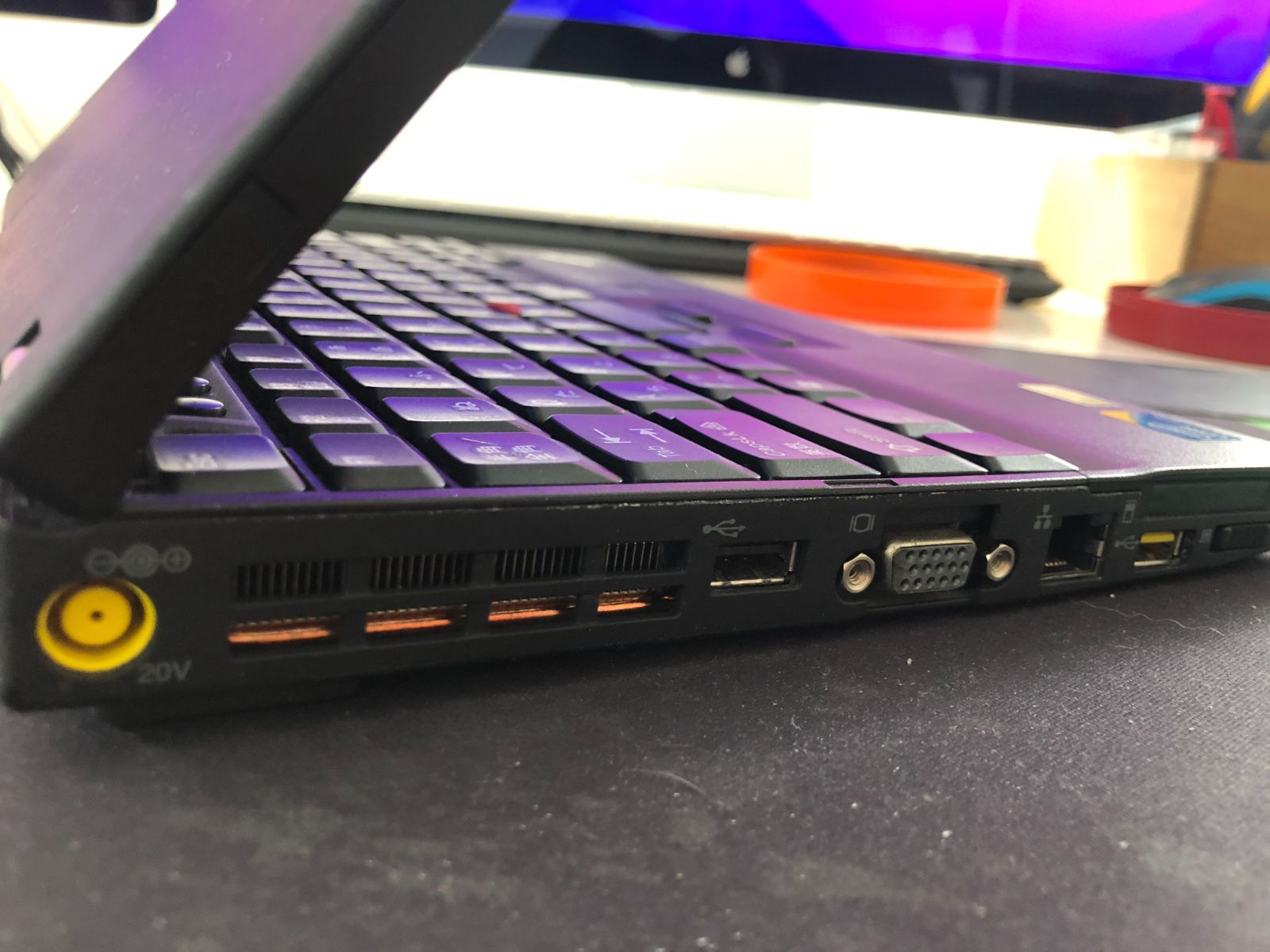レノボ：ThinkPad X201s Core i7 8GB SSD 128GB - メルカリ