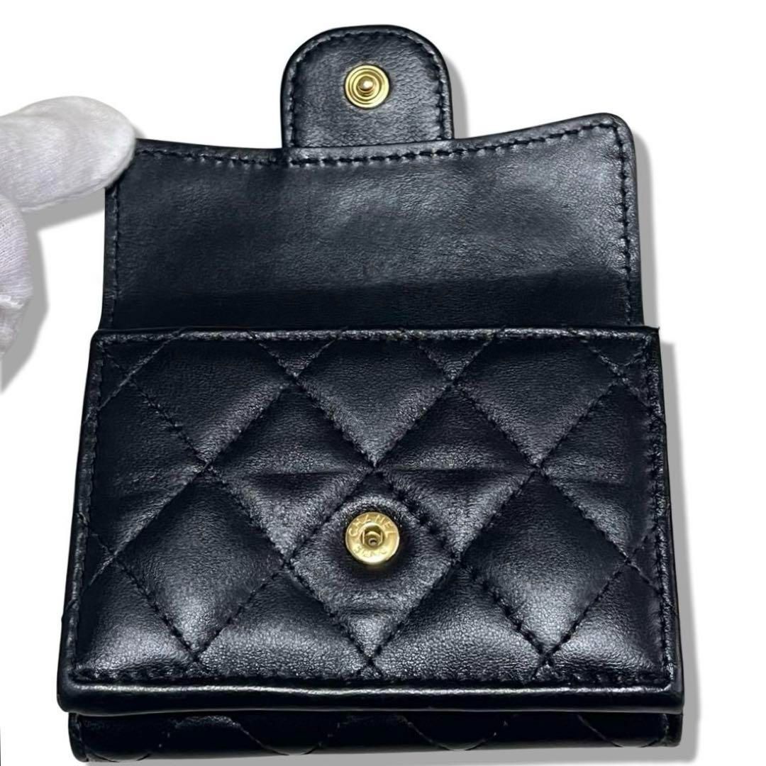 正規品 CHANEL シャネル ラムスキン マトラッセ ココマーク 三つ折り
