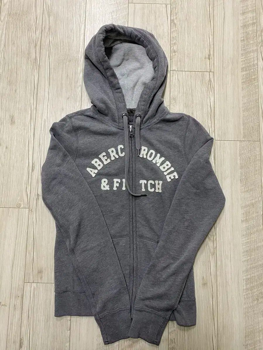 Abercrombie アバクロンビー スティッフフィット ジップアップパーカー フード付き グレー s
