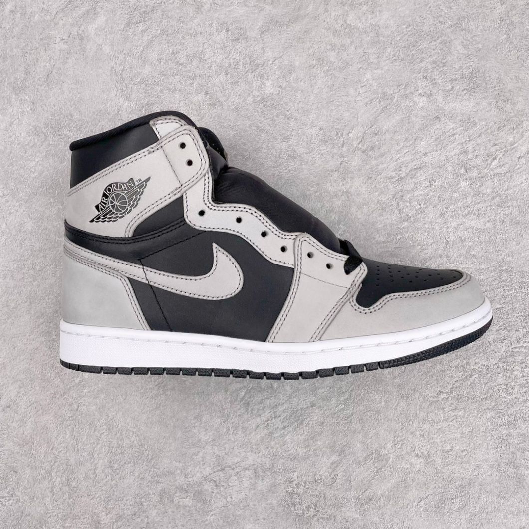 新品  [ナイキ] エア ジョーダン  1 MID [AIR JORDAN 1 MID] エアジョーダン1 ハイ OG 