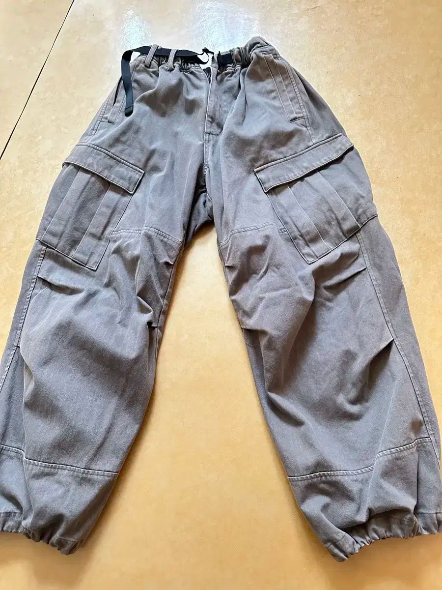 3 HATCHINGROOM ウィートパンツ ウォッシュド オリーブ