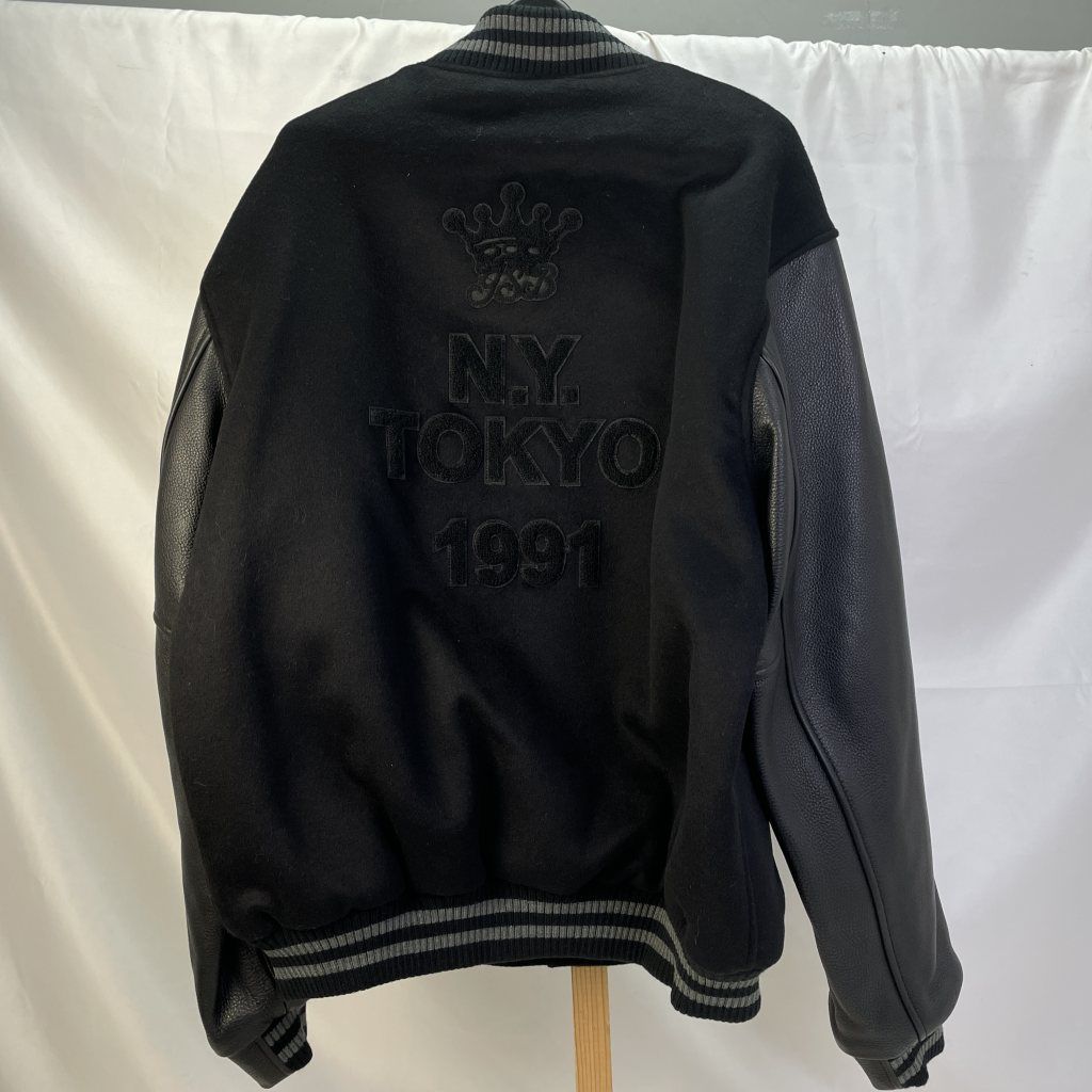 01w-4966 J.S.B Monogram Logo Varsity Jacket 袖レザー