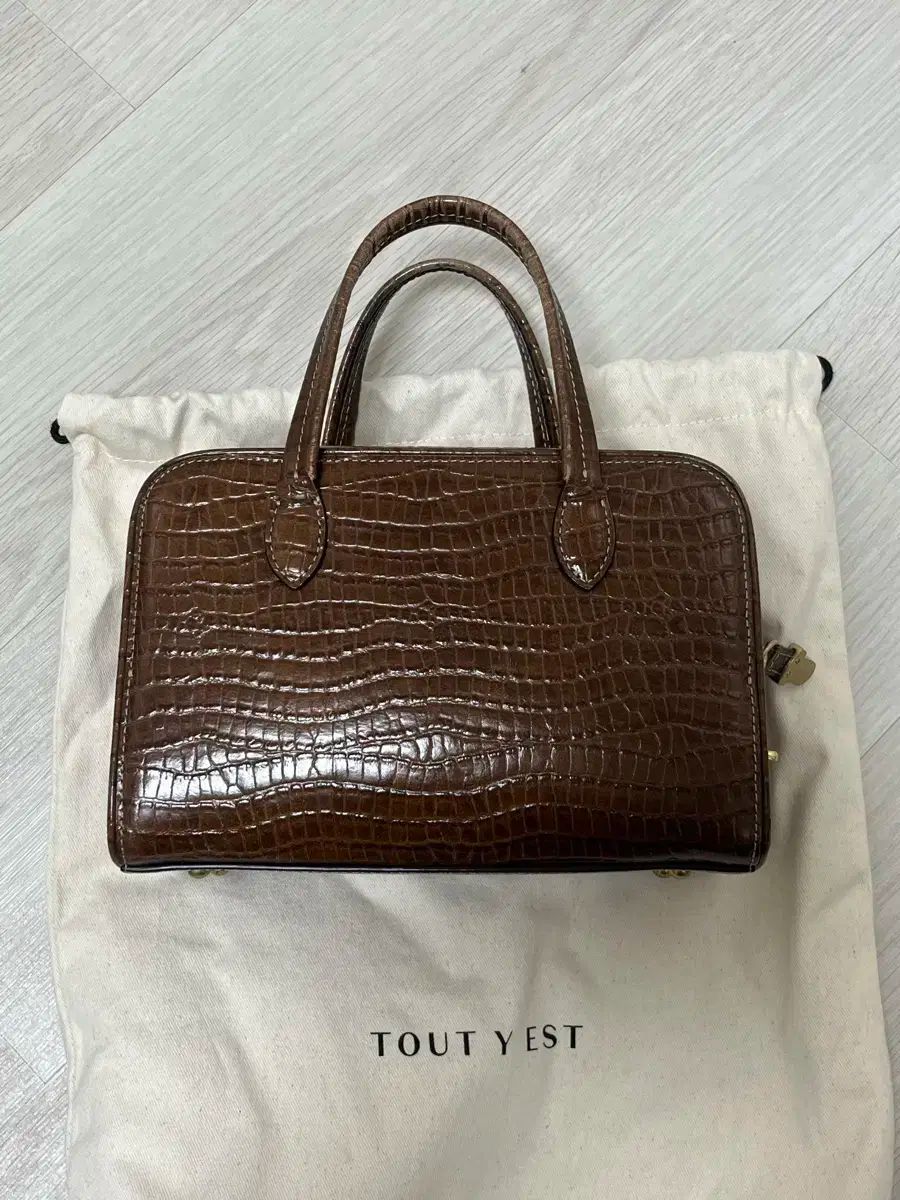 TOUT Y EST LOQUET BAG ロケットバッグ クロコダイル ブラウン ミニ 