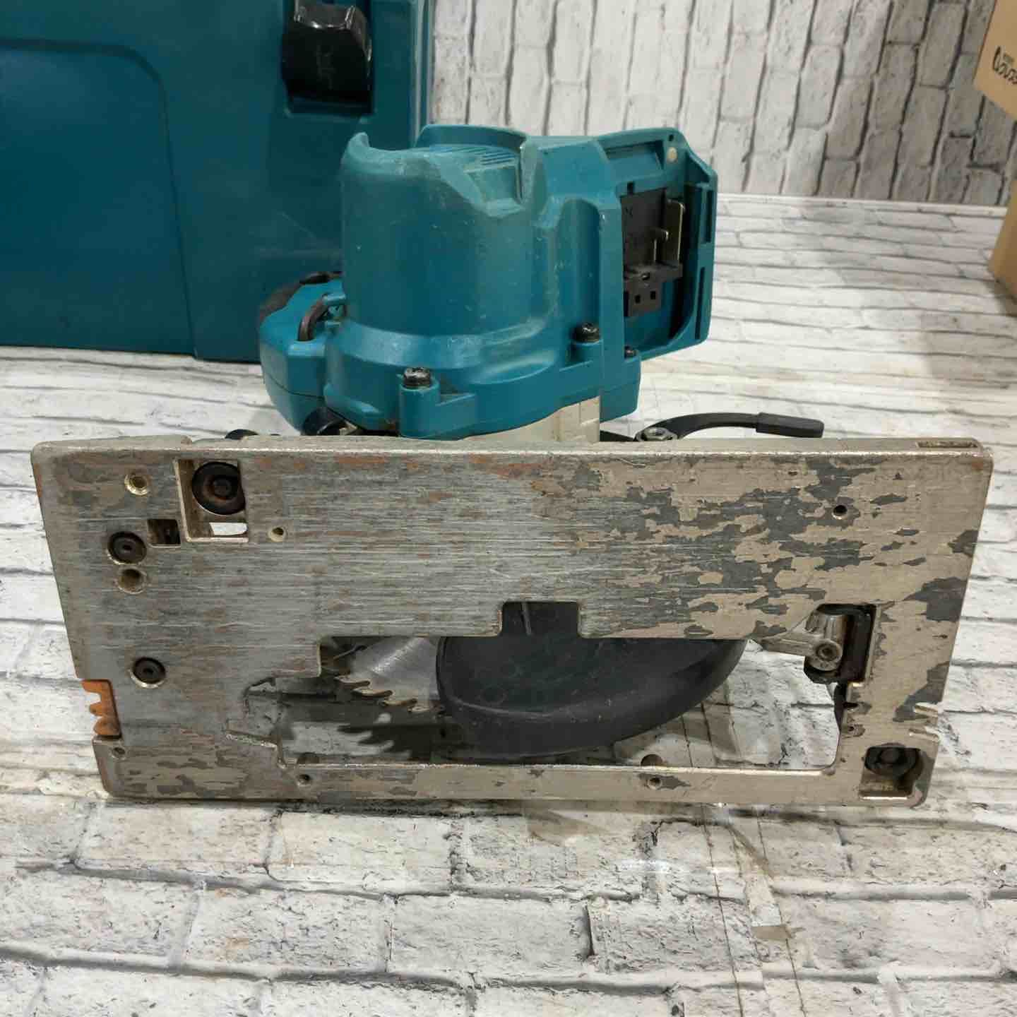 makita コードレス丸のこ