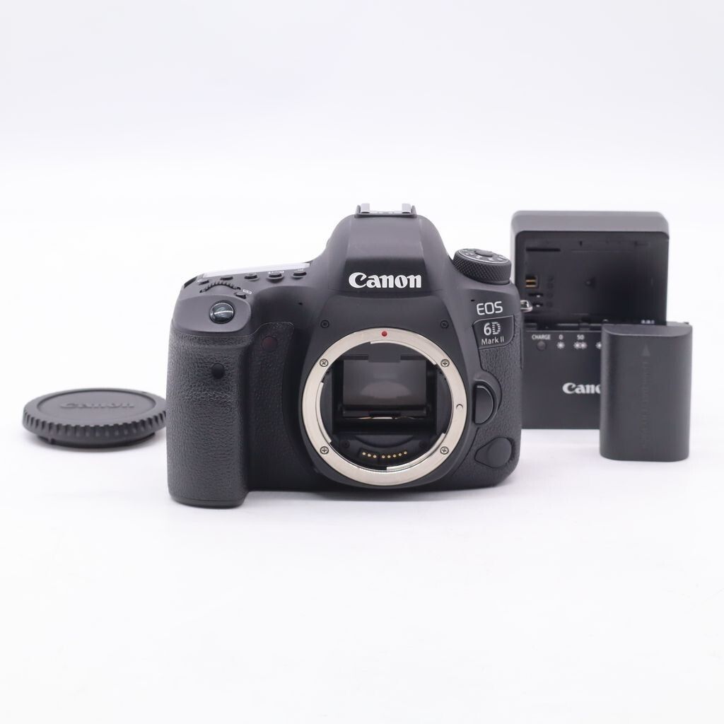 Canon デジタル一眼レフカメラ EOS 6D Mark II ボディー