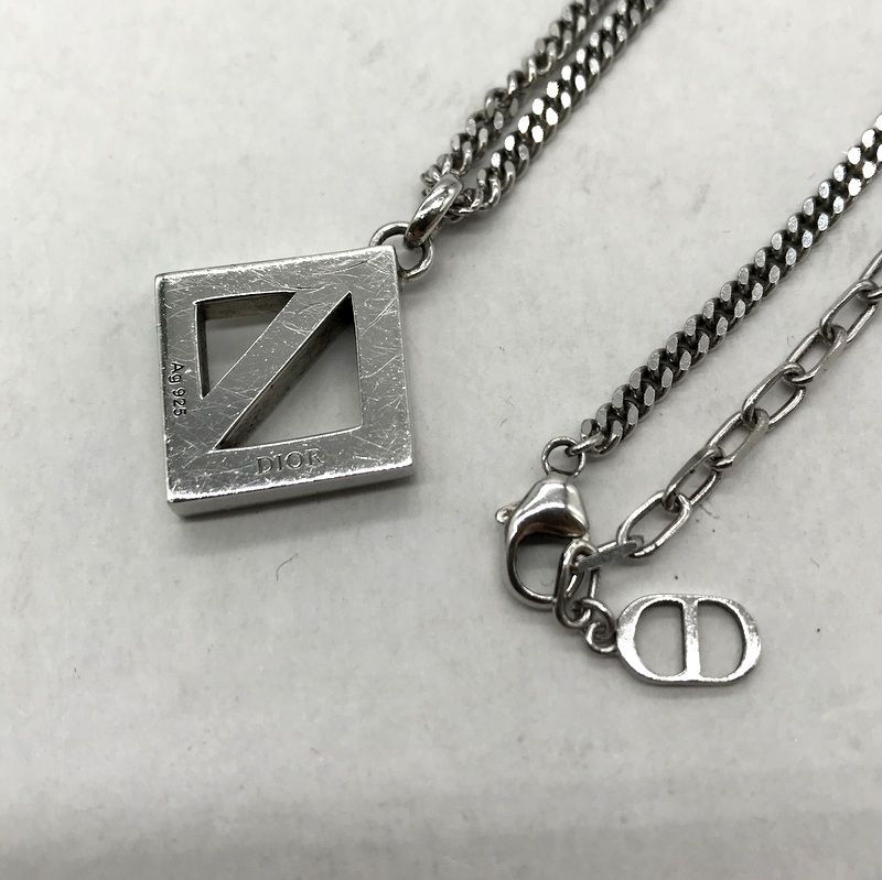 Christian Dior CD Diamond ペンダントネックレス シルバー925