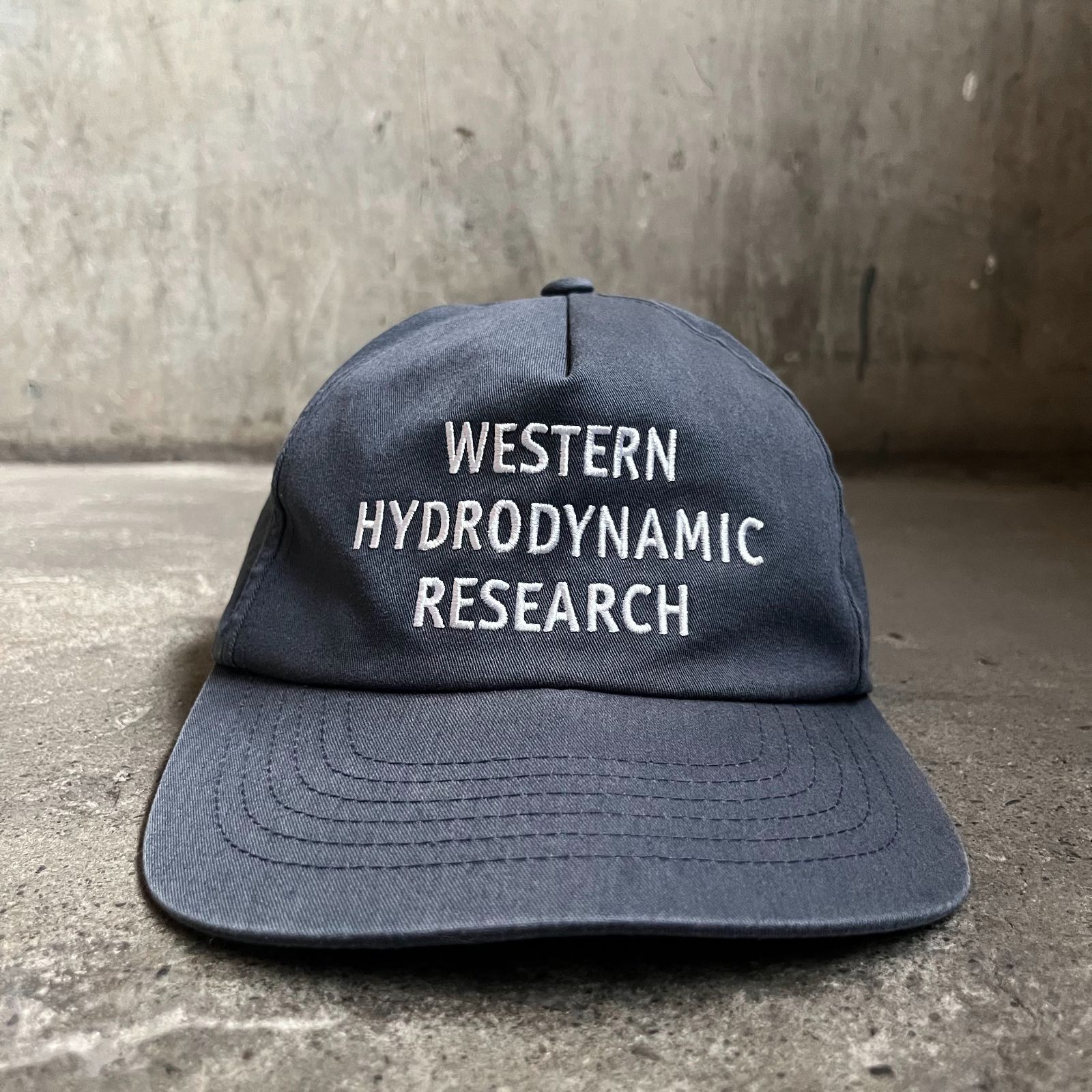 Western Hydrodynamic Research キャップ ネイビー SSZ×WHR ネイビーキャップ - メルカリ