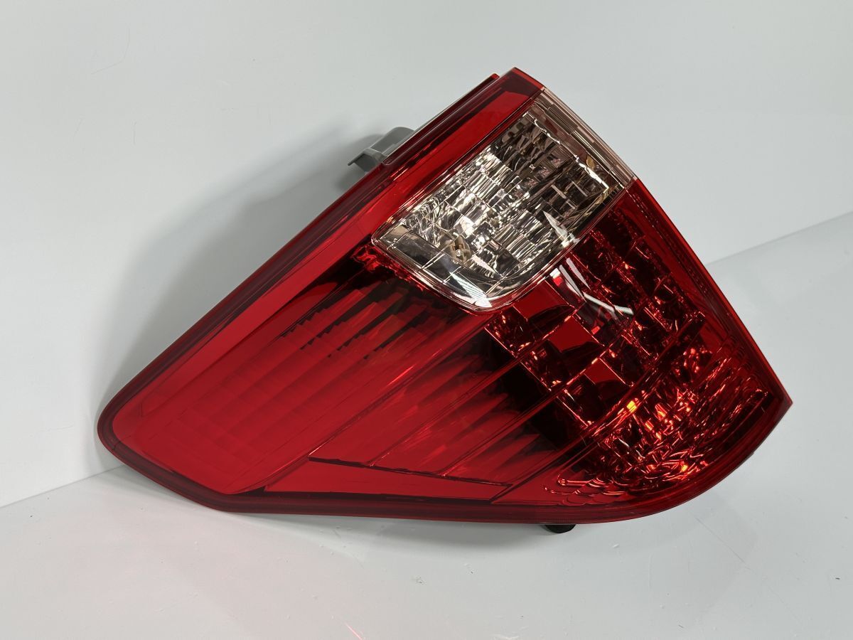 左テールランプ